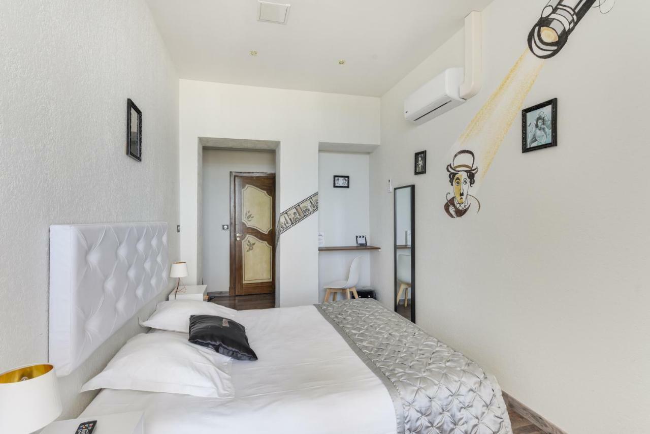 Le Marina B Otel La Ciotat Dış mekan fotoğraf